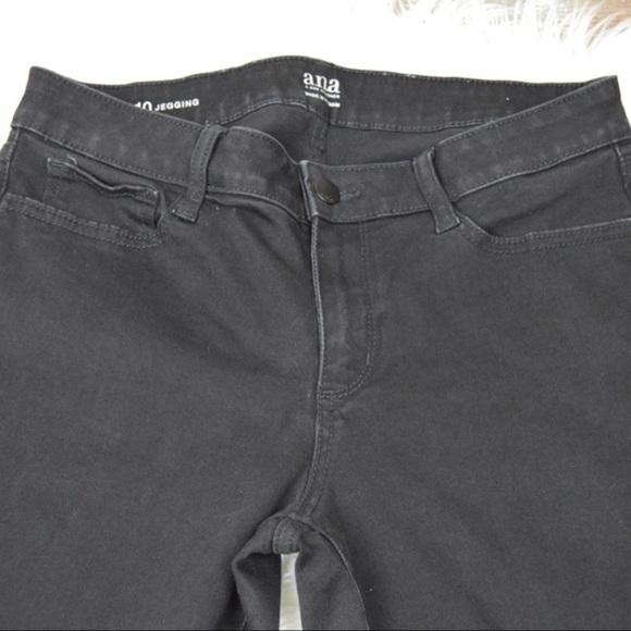 A‎ New Approach a.n.a. Black Stretchy Mid-Rise Jeggings, Size 10L - Picture 4 of 8